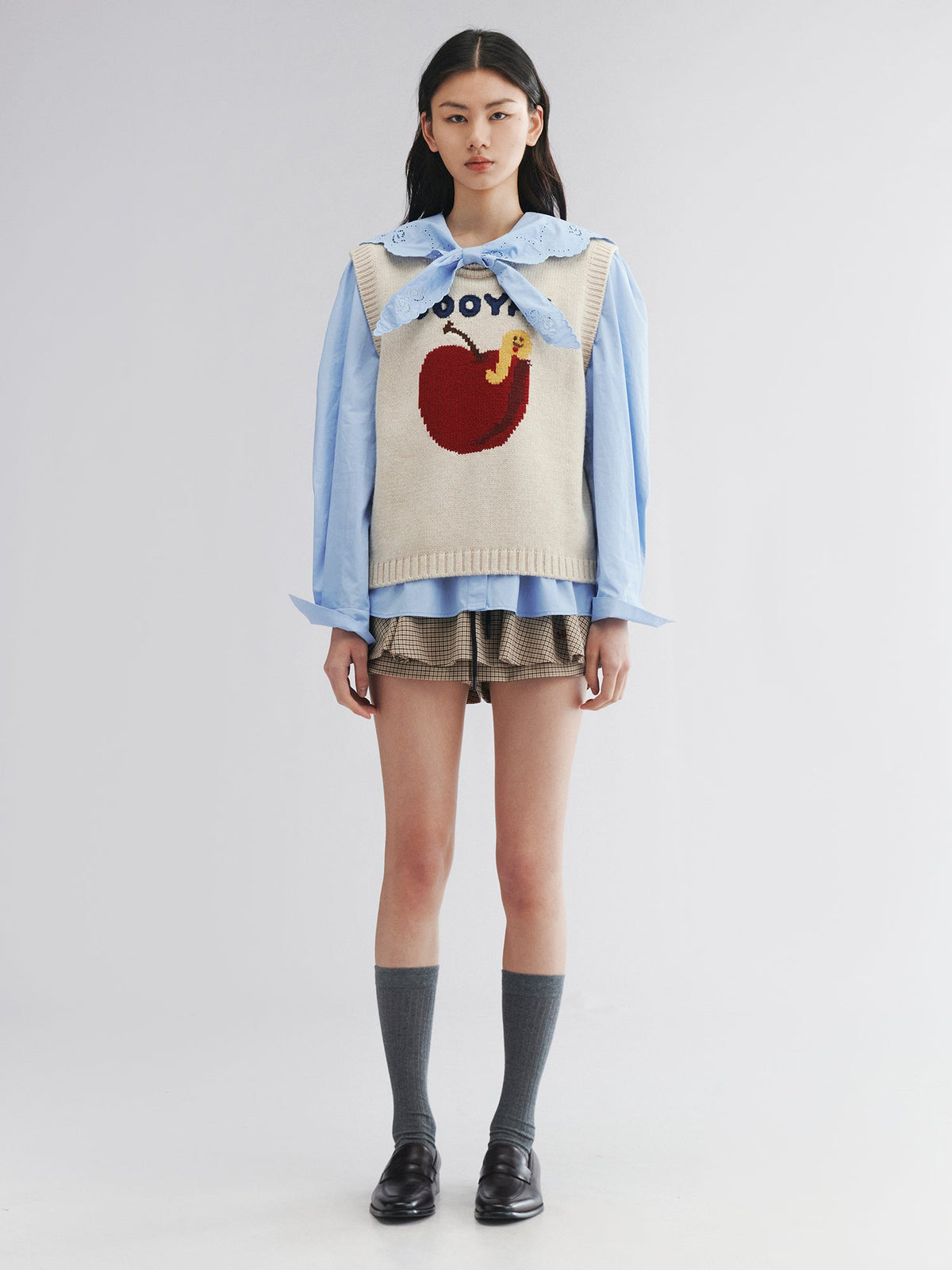 Apple worm knit vest