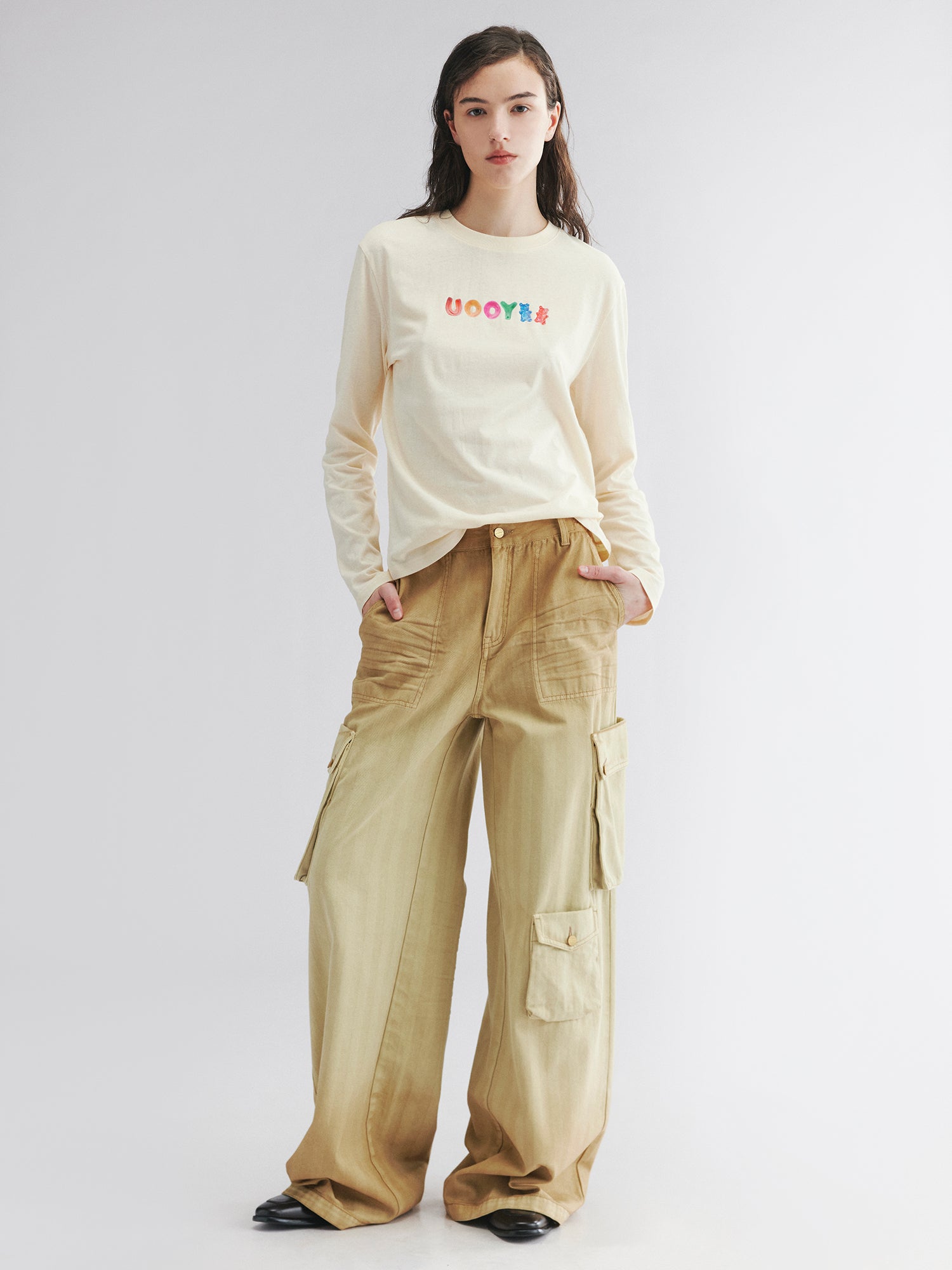 Gradient cargo pants with multiple pockets