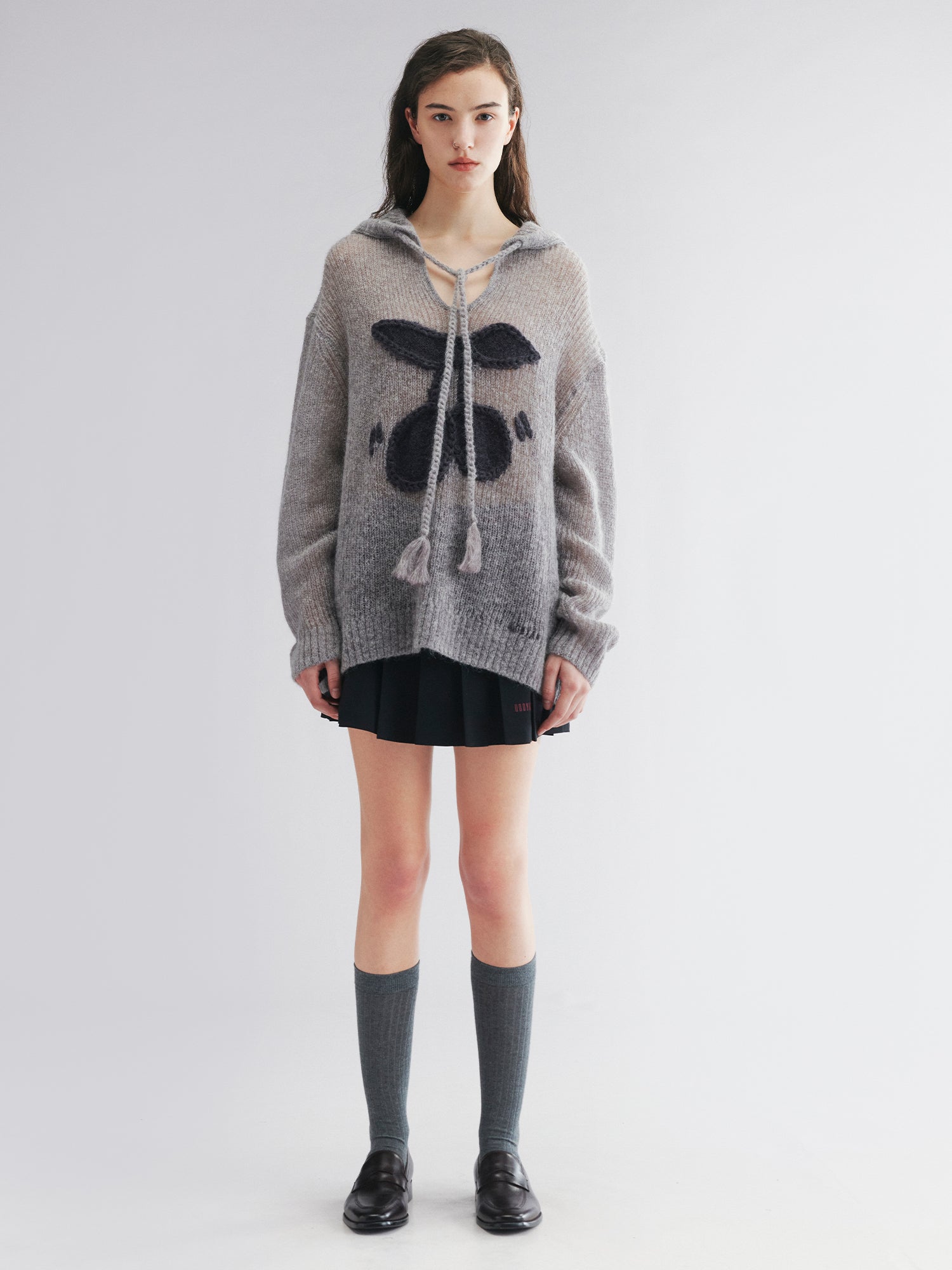 Hooded pullover knit with cherry print