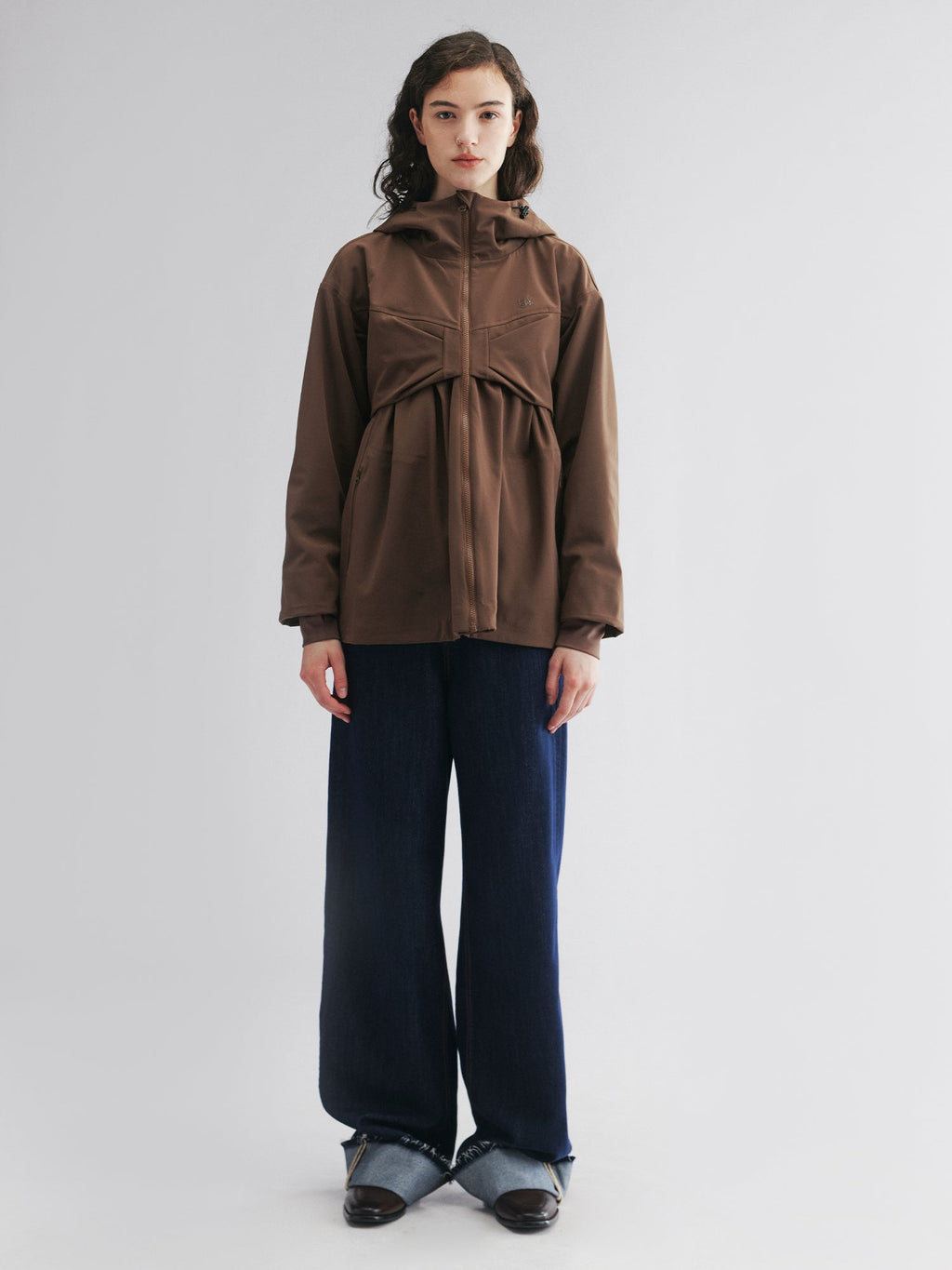 Classic outdoor functional jacket with bow detail
