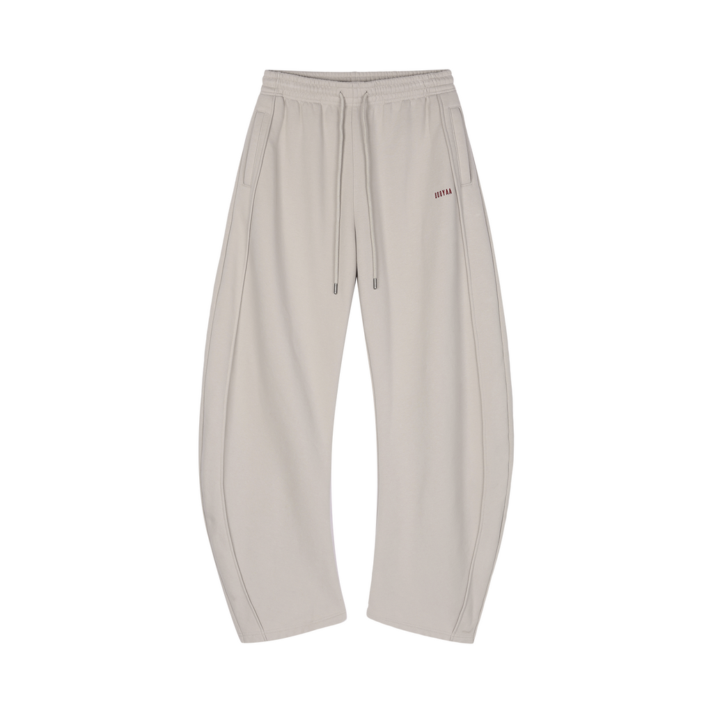 Blade-cut sweatpants