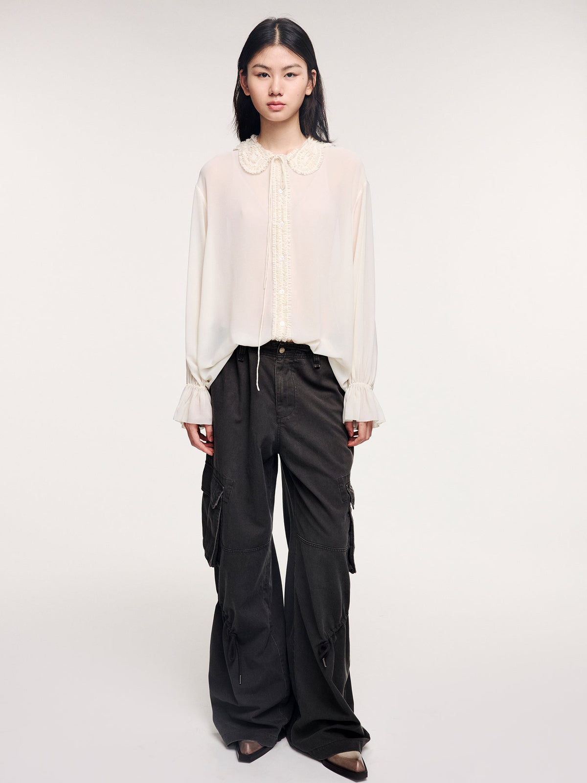 Peter Pan collar shirt