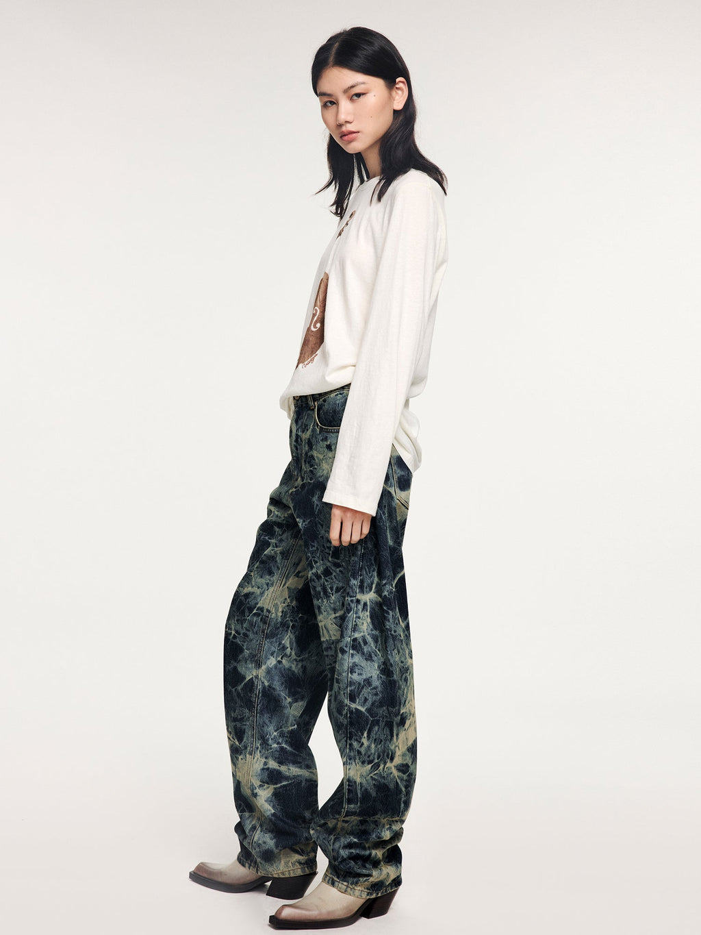 Tie-dye scimitar jeans