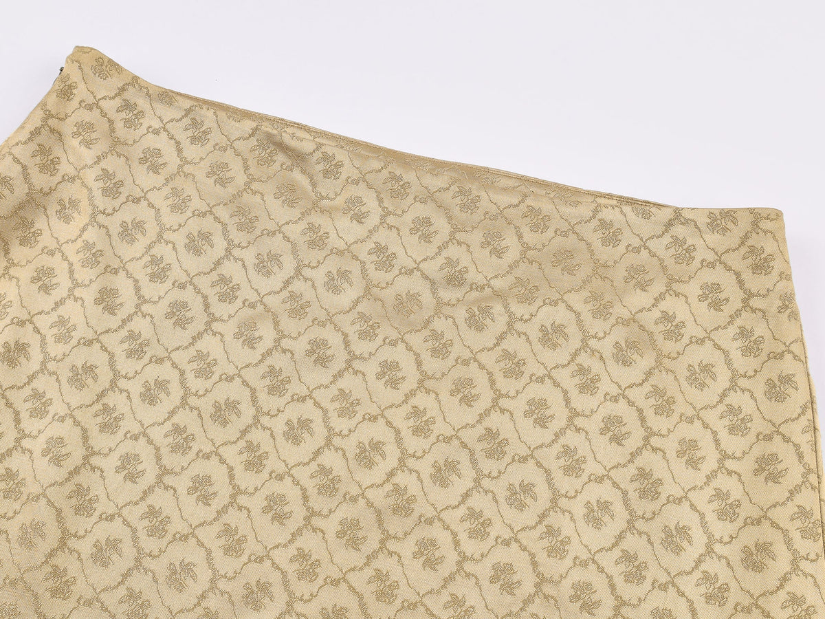 Jacquard skirt with plush hem