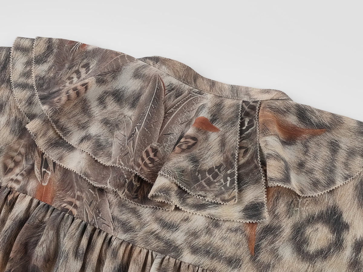 Feather & leopard ruffled collar shirt