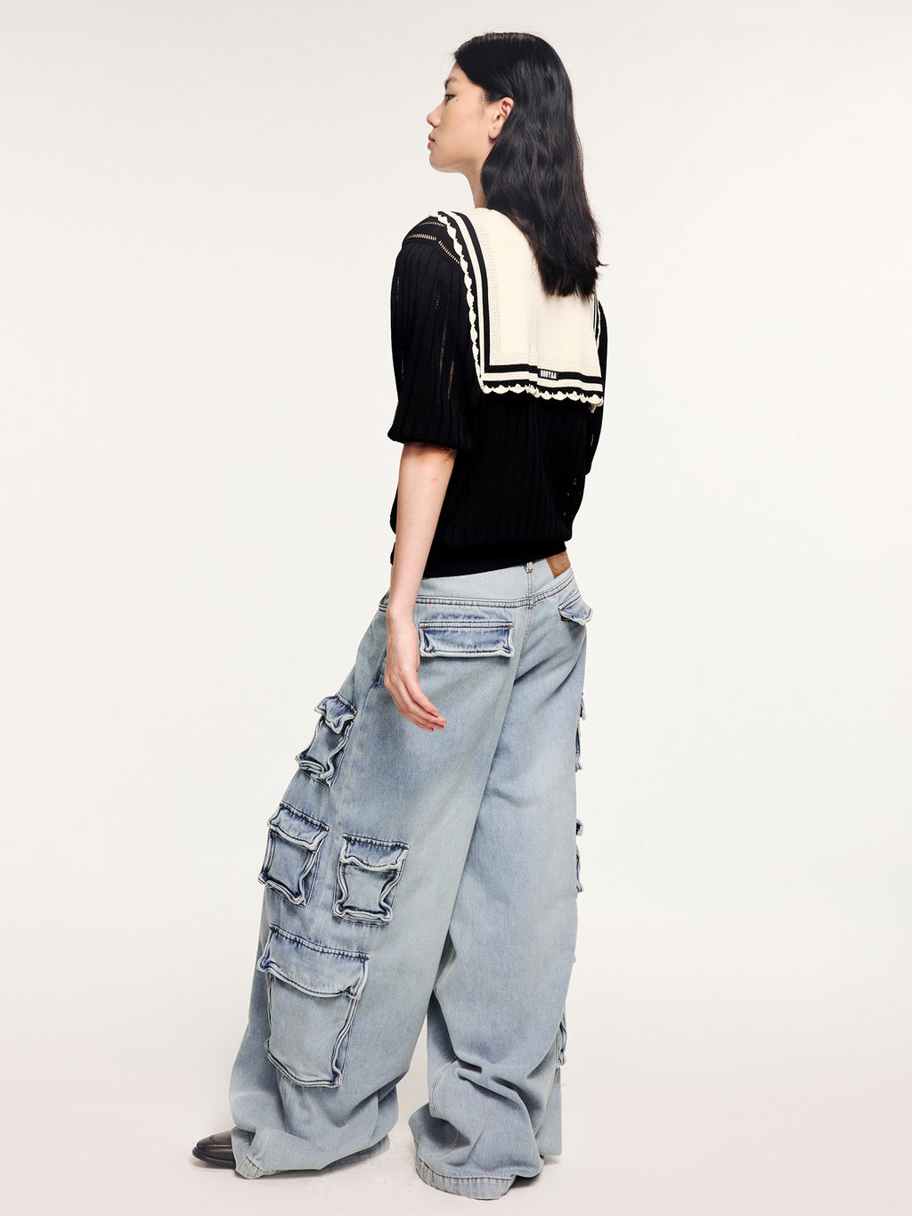 Multi-pocket aluminum wire jeans