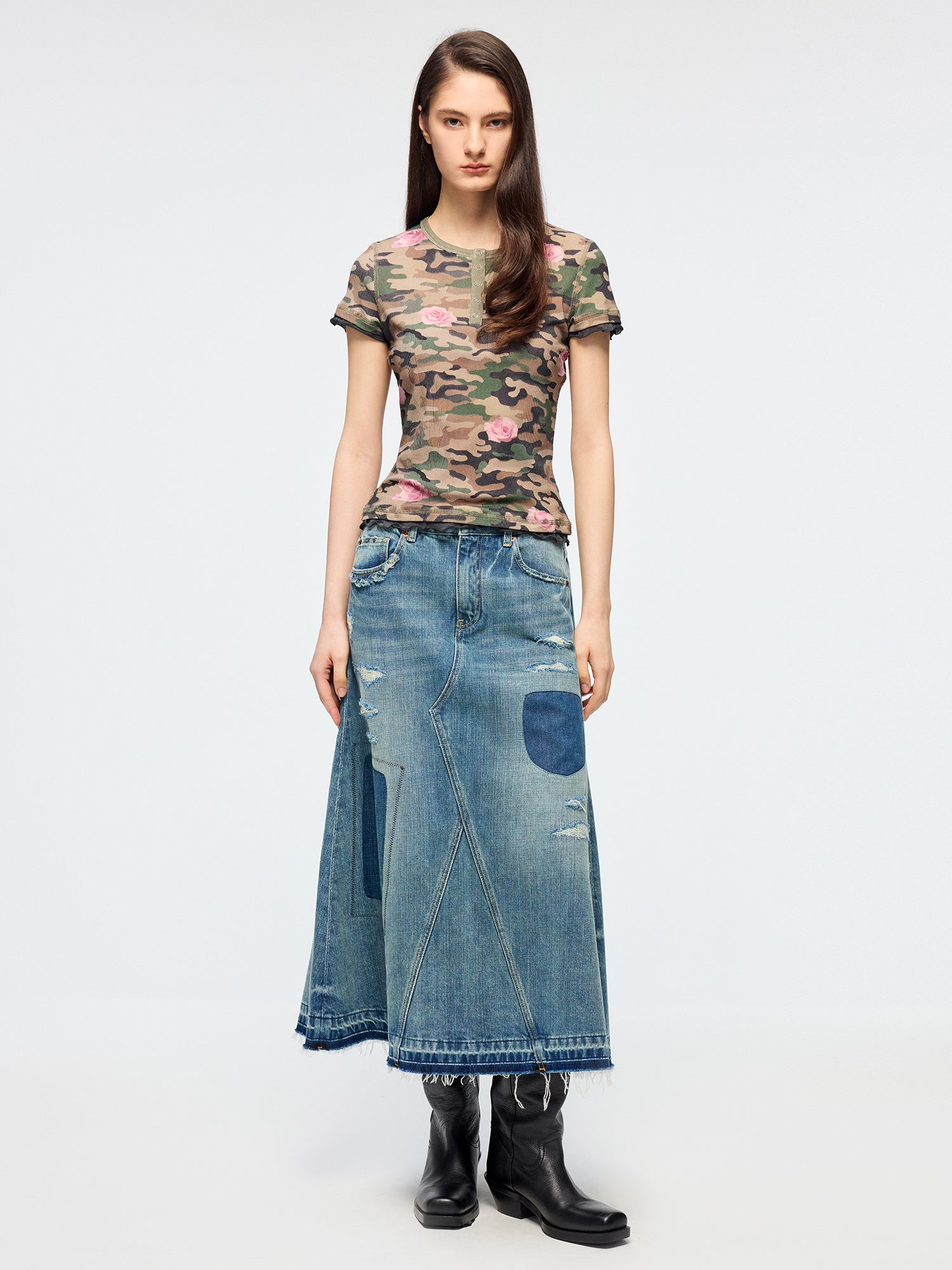 Rose camouflage henley t-shirt