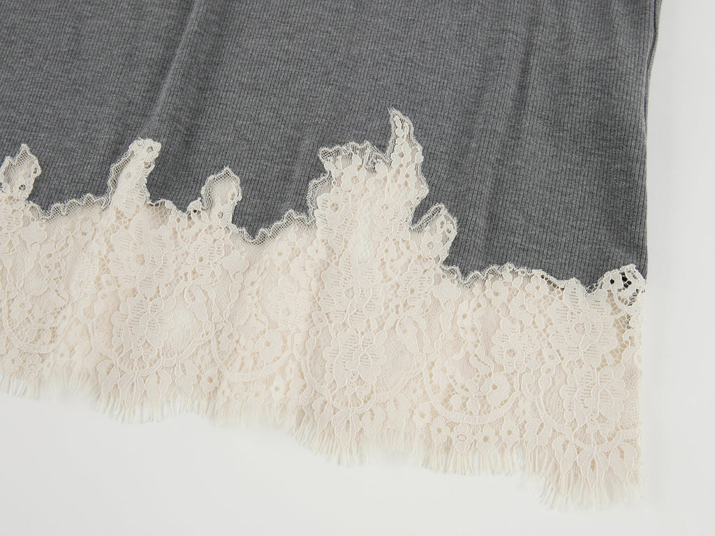 Lace patchwork v-neck long sleeve t-shirt