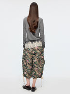 Rose camouflage cropped cargo pants