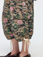 Rose camouflage cropped cargo pants