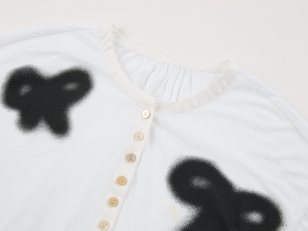 Graffiti bow henley T shirt