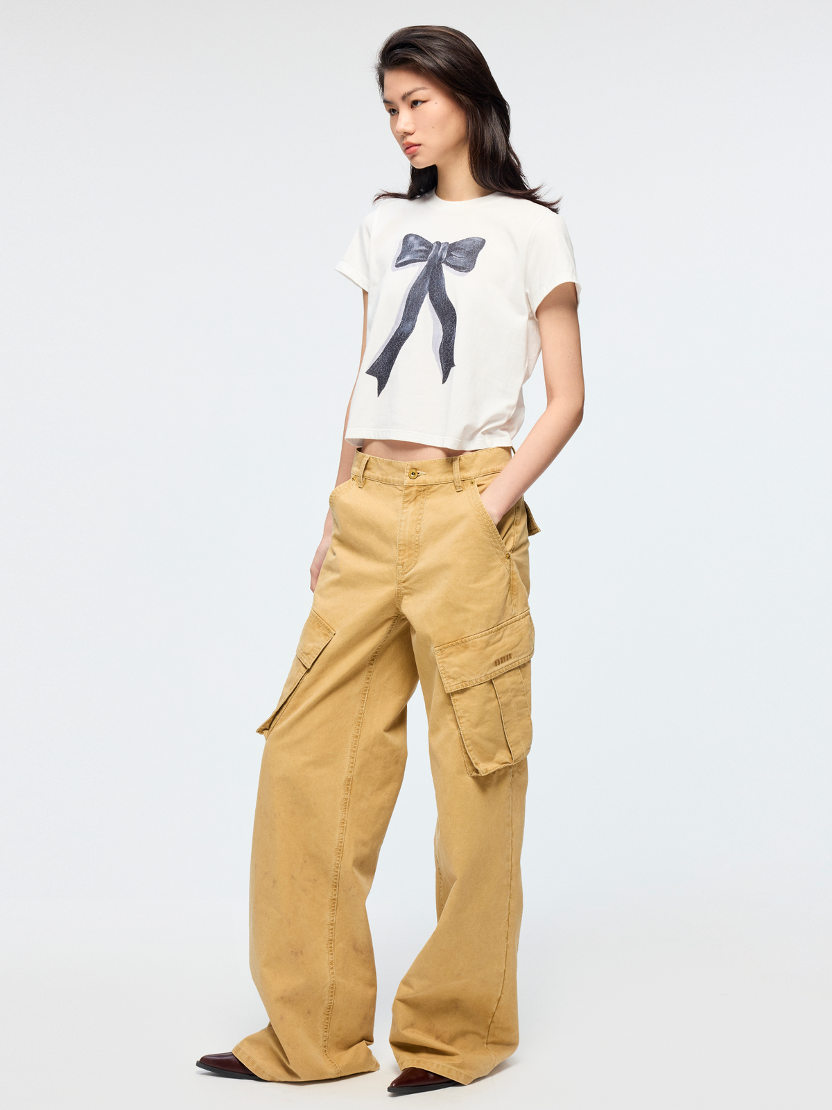 Oil painting bow T shirt