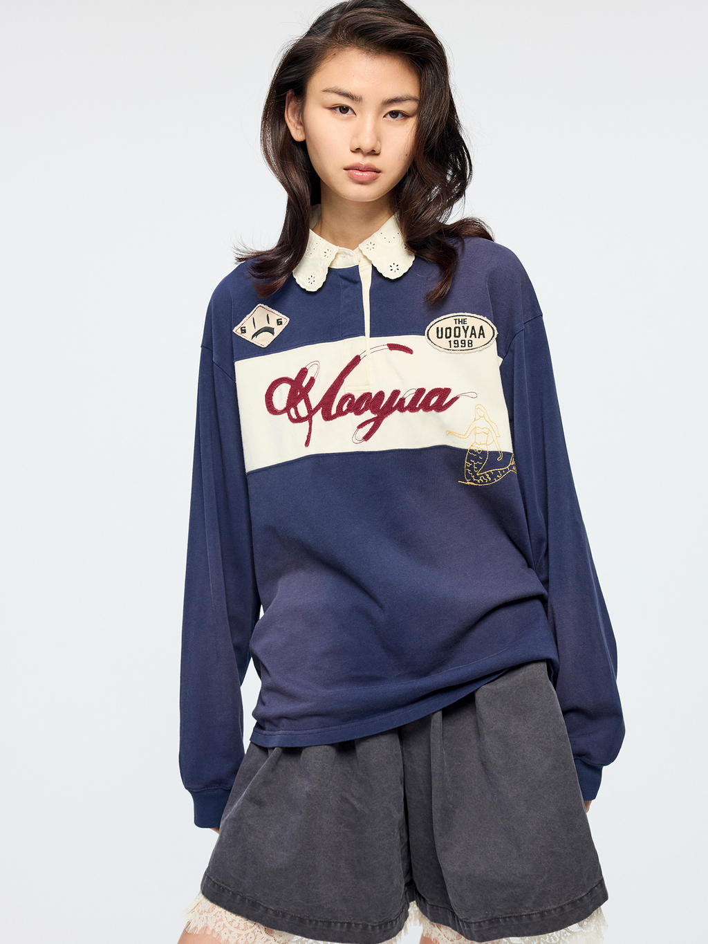 Applique badge Peter Pan collar polo