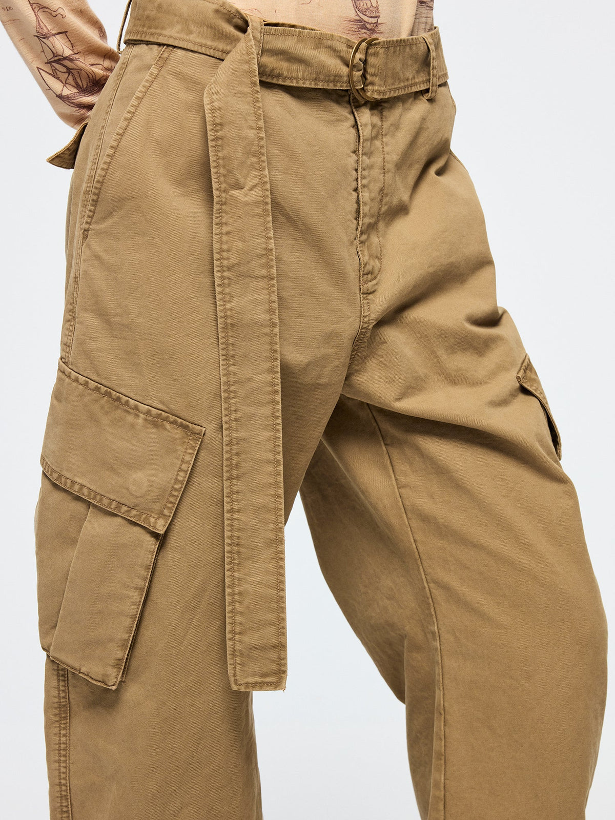 Curved leg cargo pants