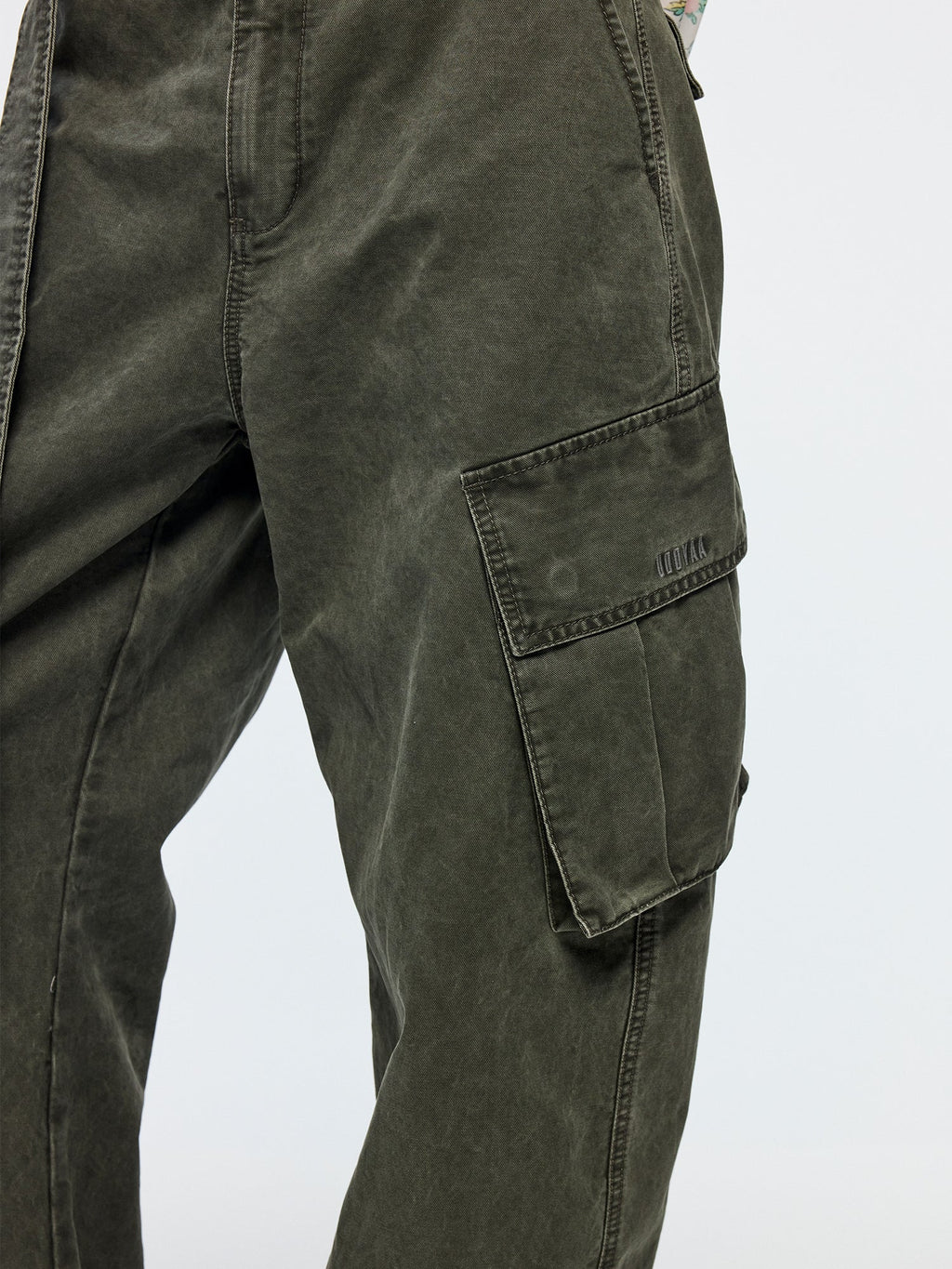 Curved leg cargo pants
