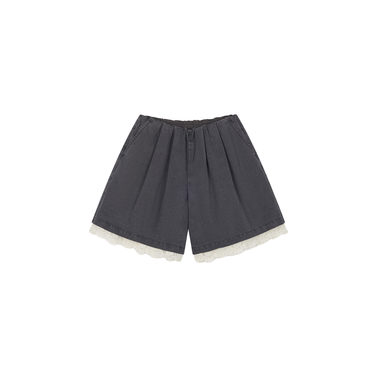Lace patchwork Bermuda shorts