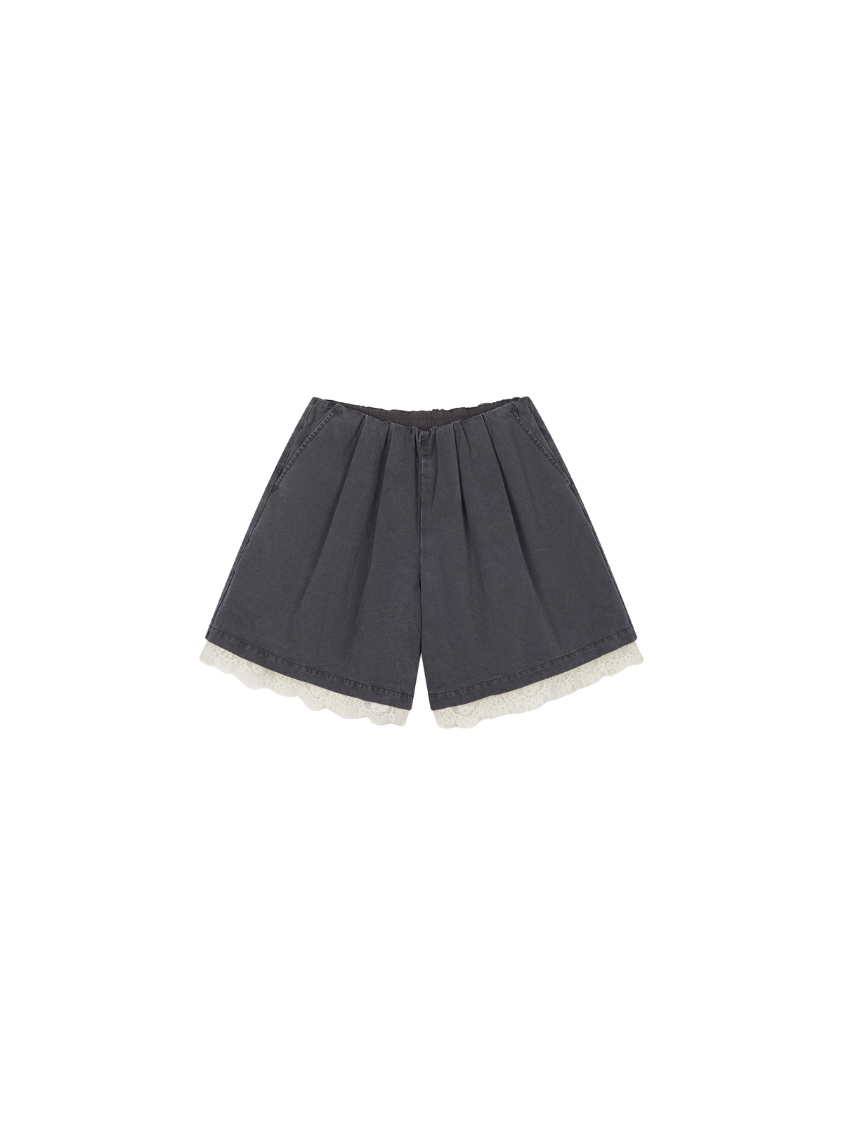 Lace patchwork Bermuda shorts