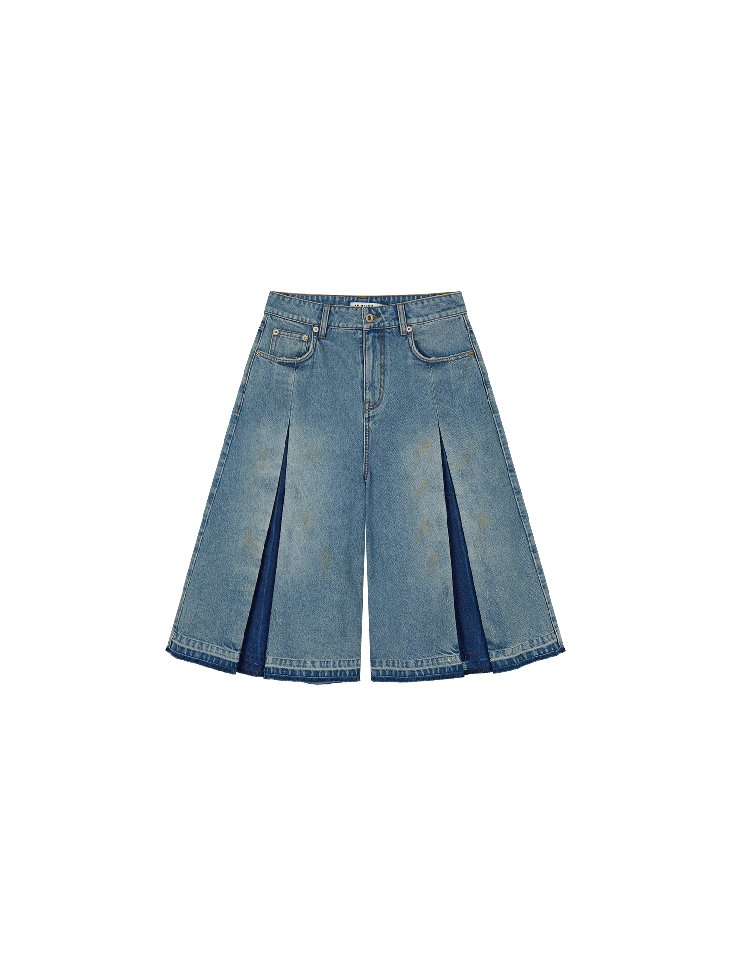 Pleated denim shorts