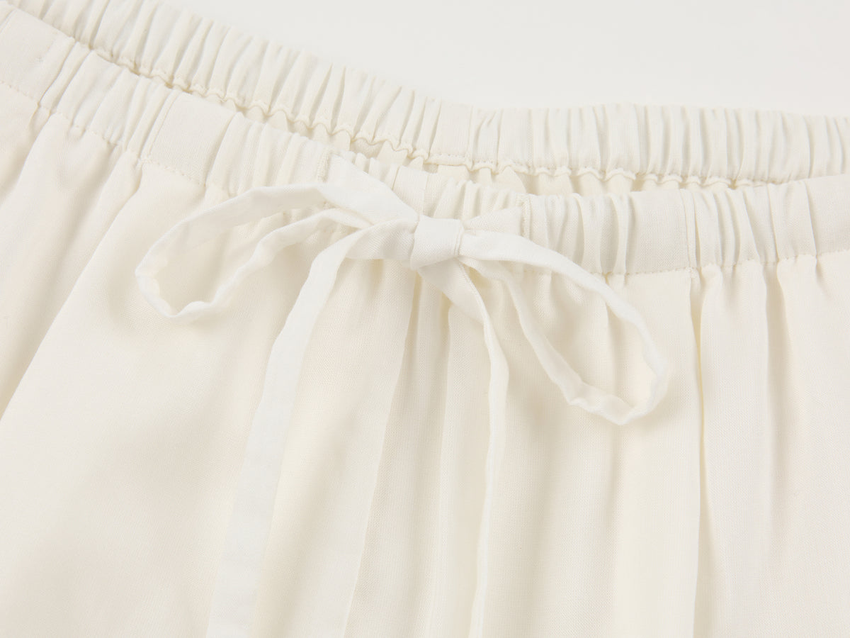 Openwork embroidered shorts