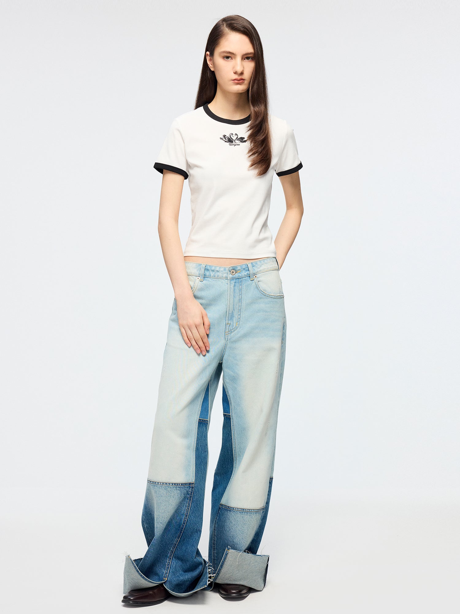 Washed color-block jeans