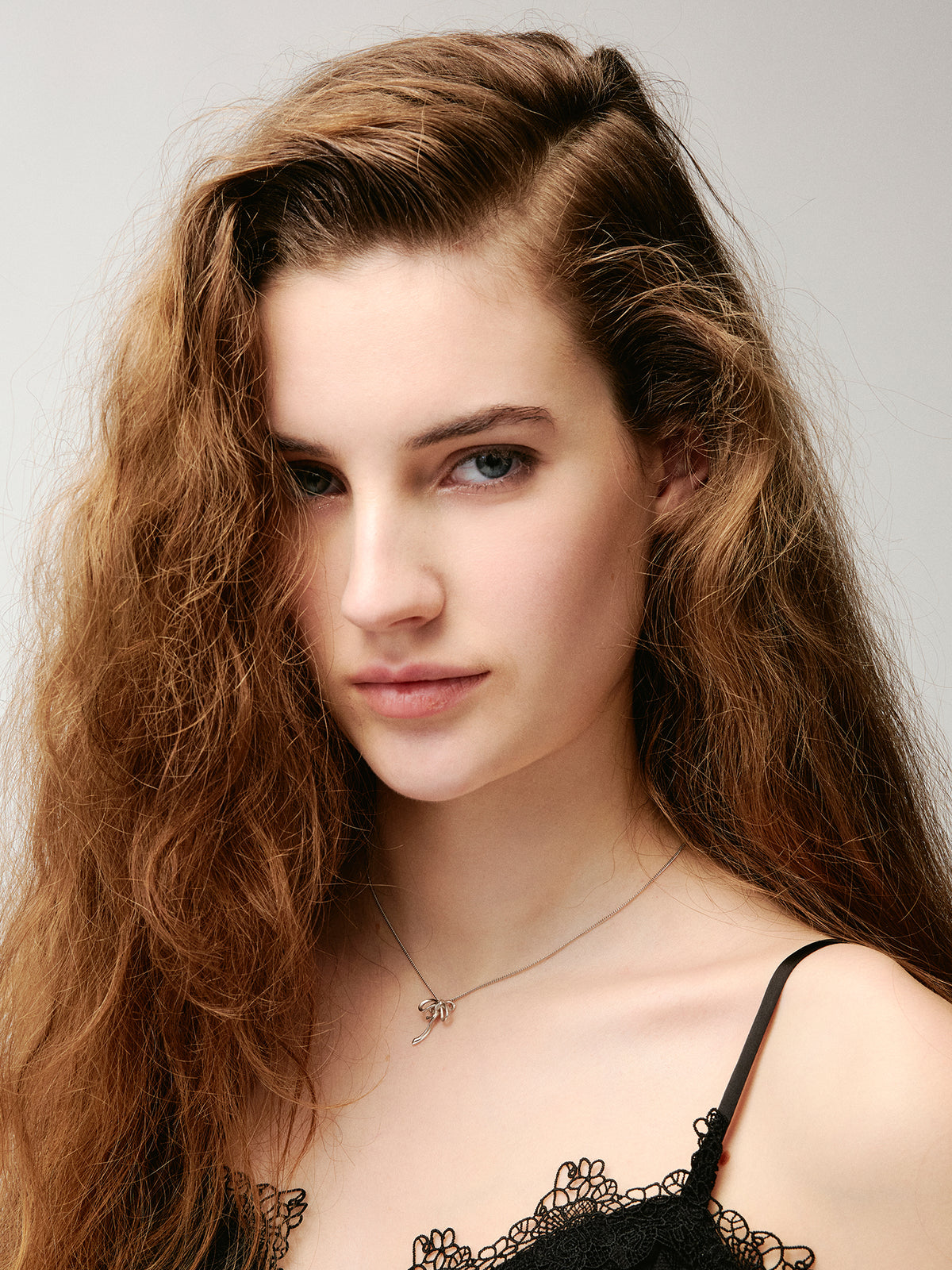Mini Bow Fine Chain Necklace