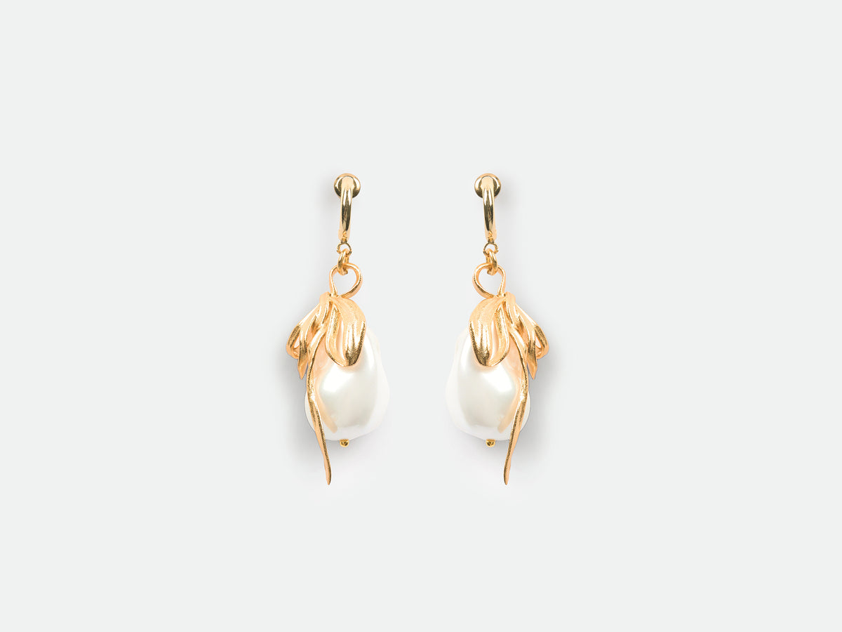 Baroque Pearl Bow Earrings