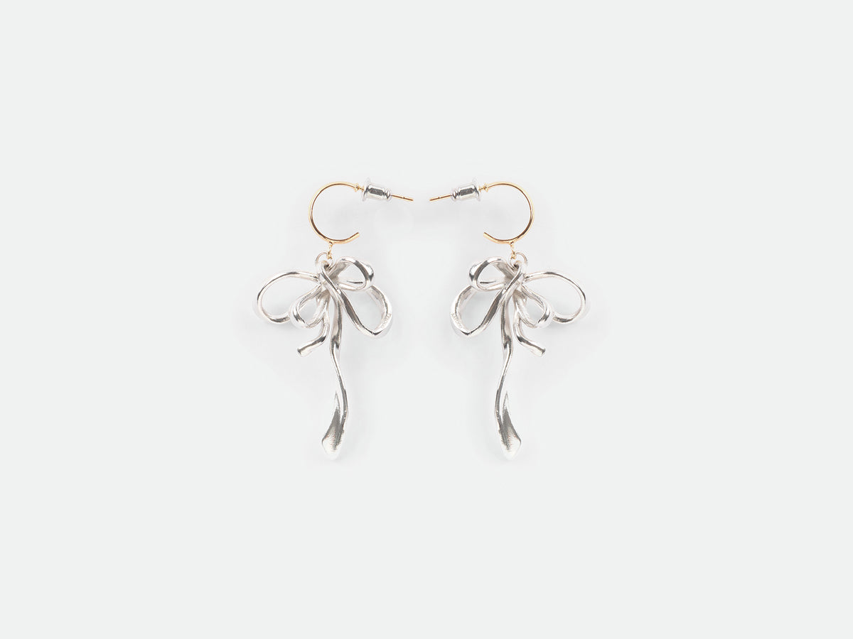 Medium Bow Earrings