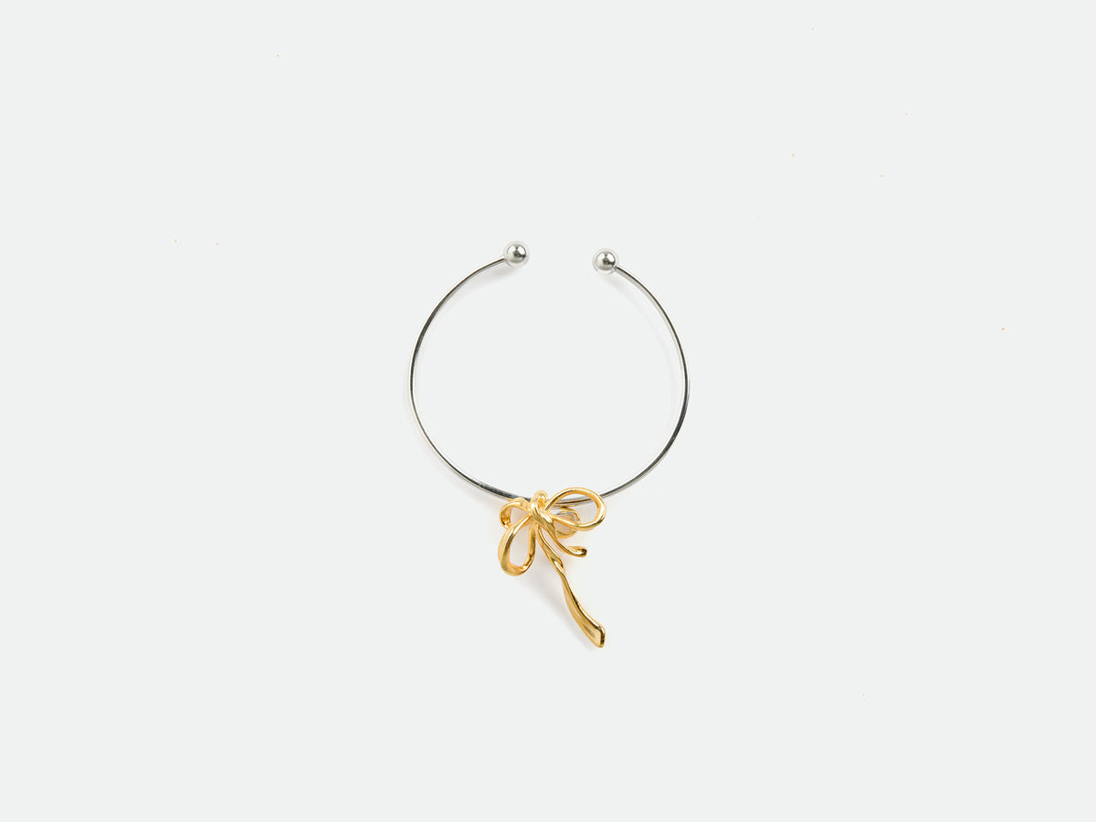 Sliding Bow Open Bracelet