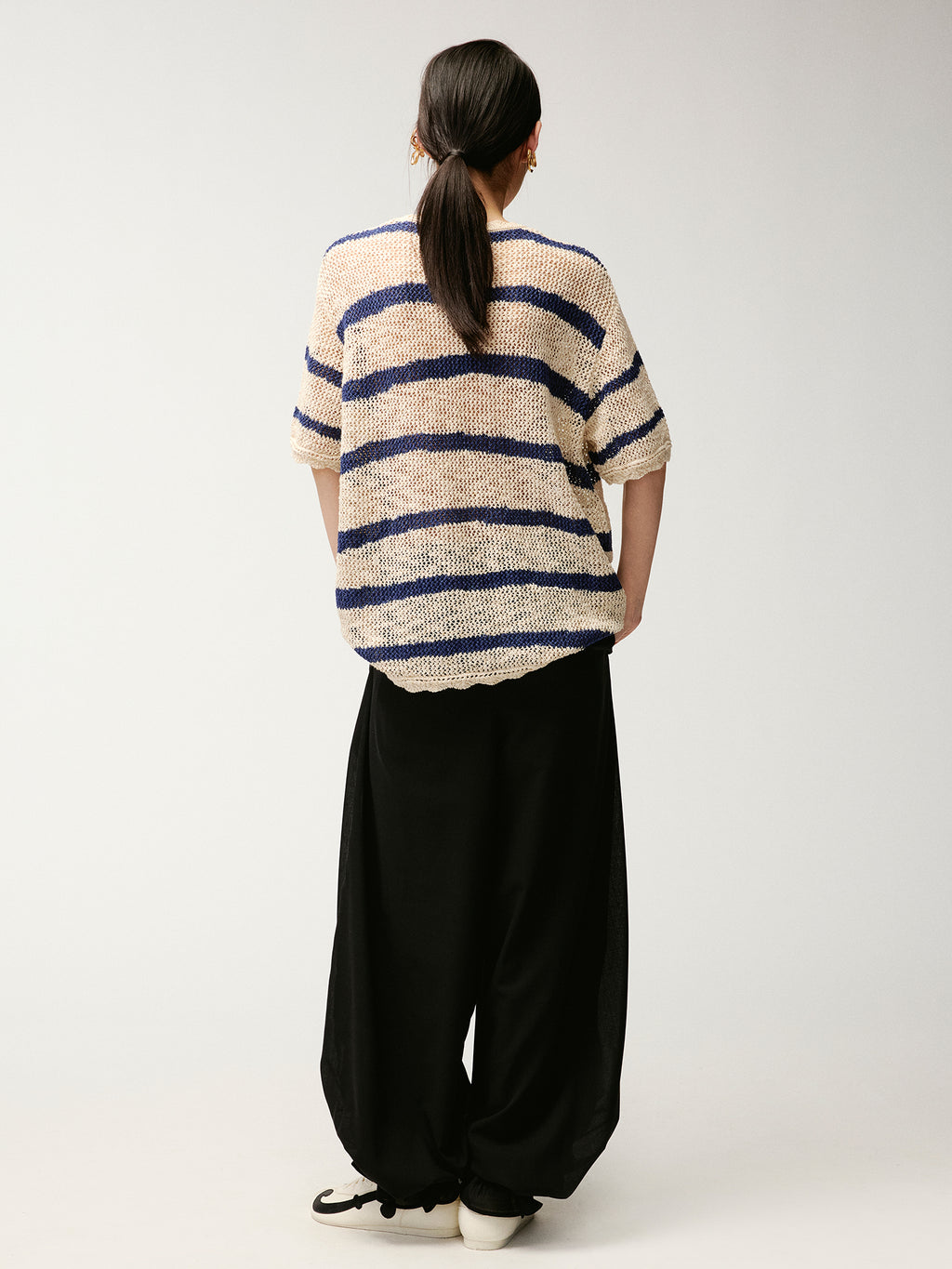 Handcrafted bow striped knit T-shirt