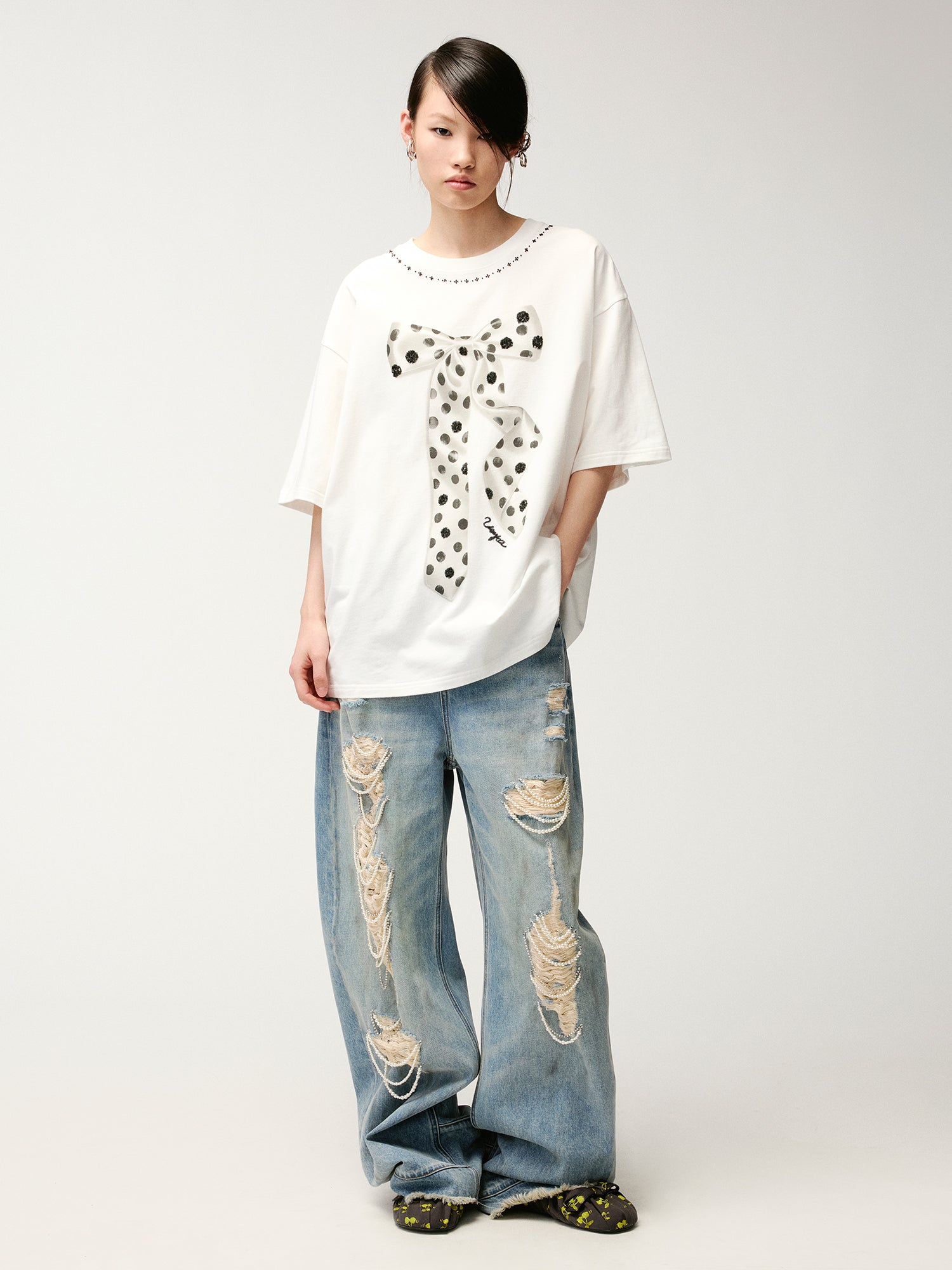 Sequin embroidered polka dot bow T-shirt