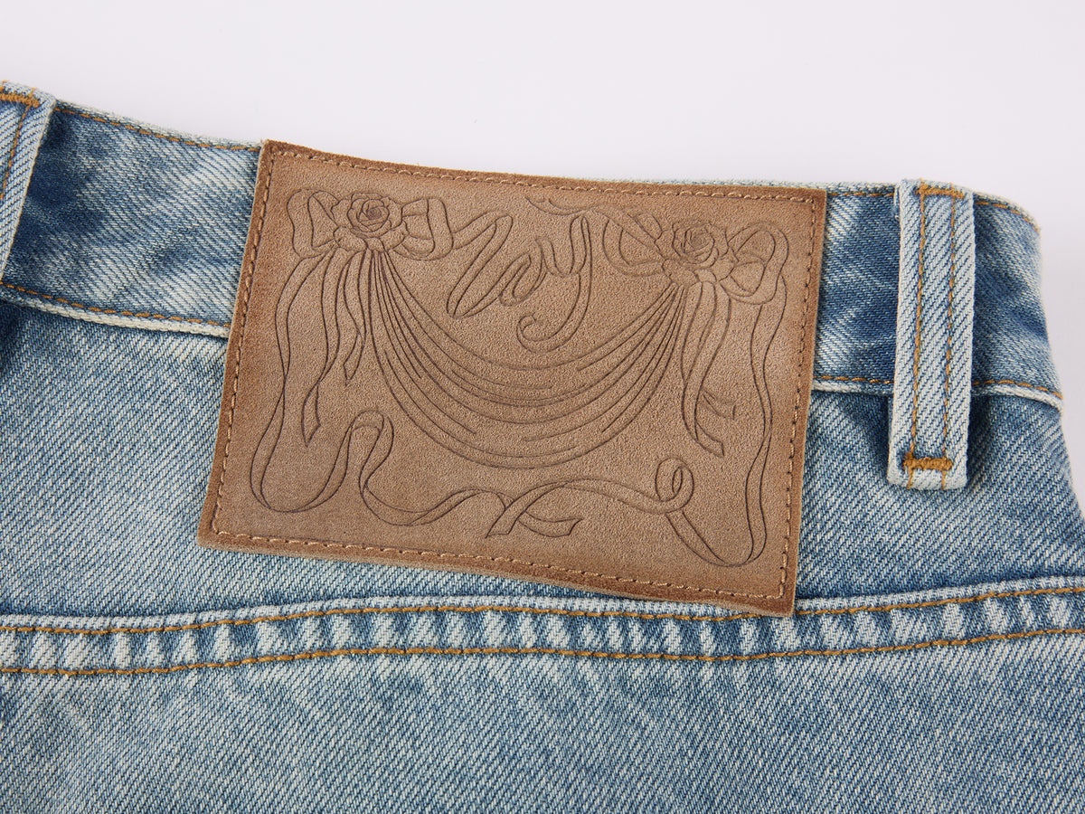 Pearl chain distressed jeans