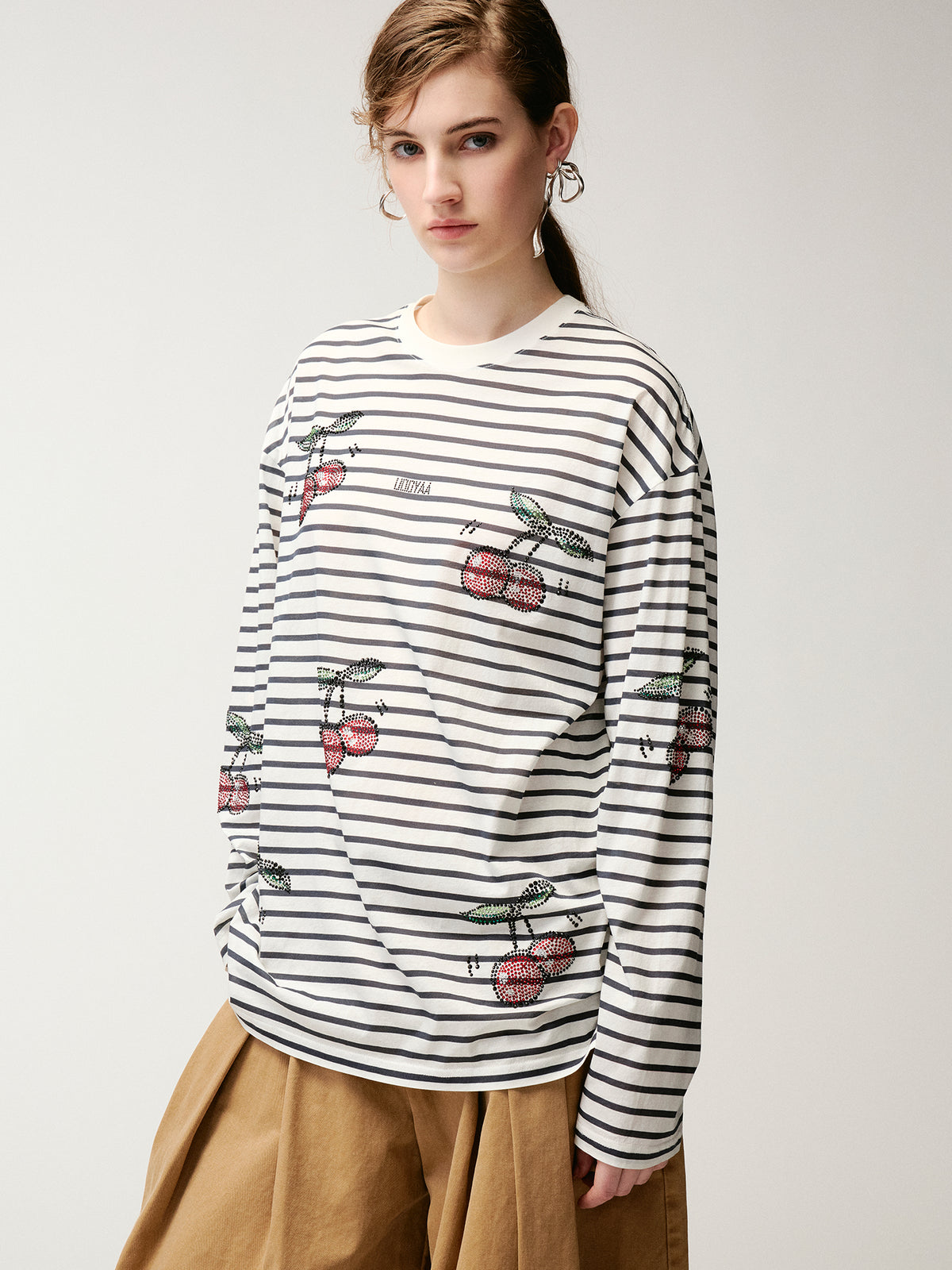 Rhinestone sporty cherry striped sweatshirt