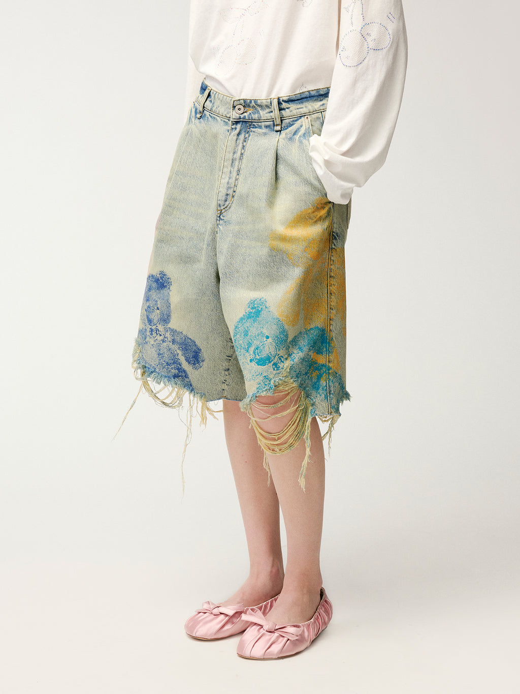 HUG bear print denim shorts