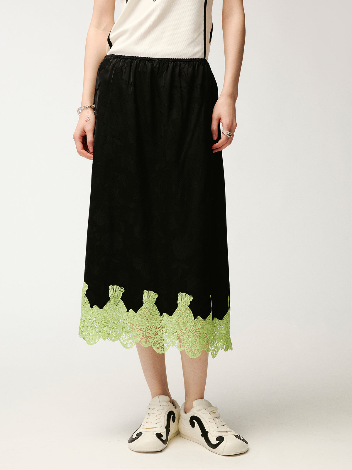 Lace bear jacquard half skirt