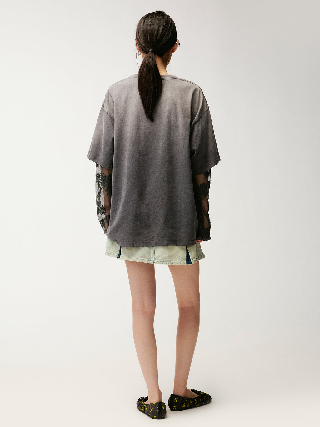 Sad bear appliqué embroidery faux two-piece T-Shirt