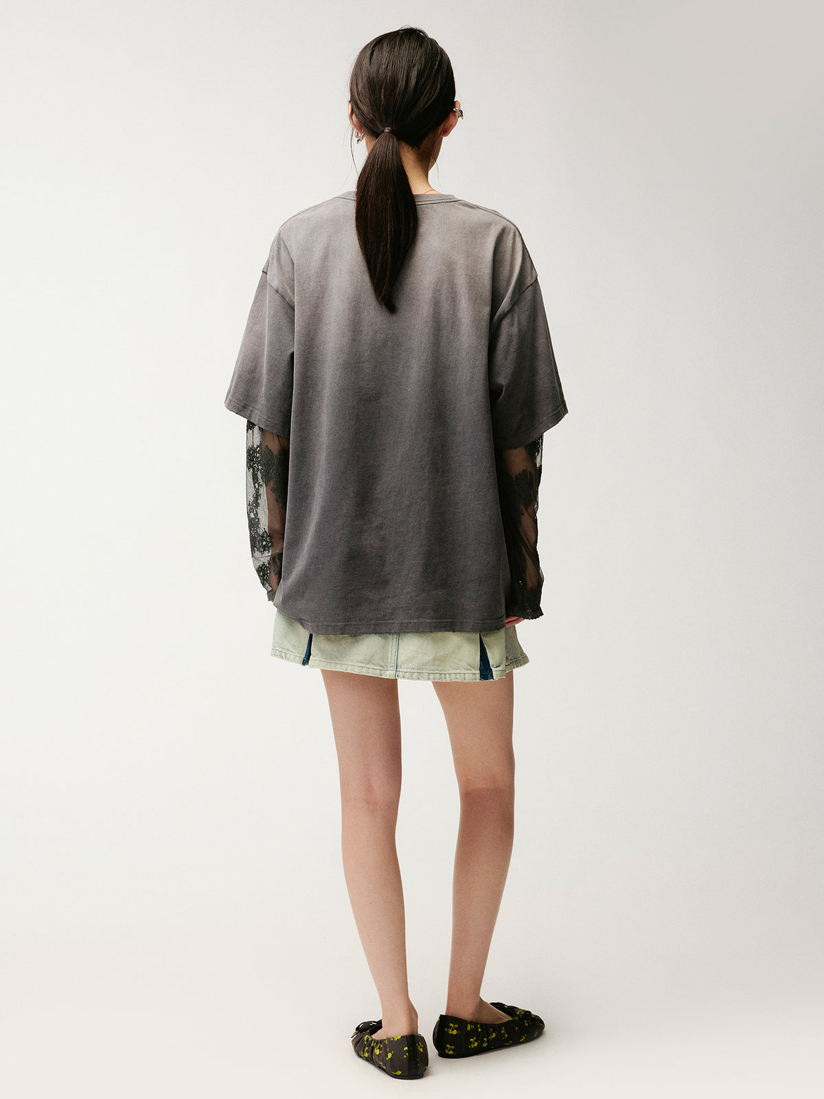 Sad bear appliqué embroidery faux two-piece T-Shirt