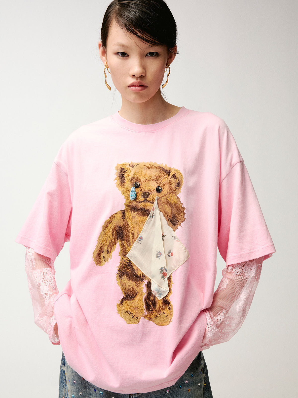 Sad bear appliqué embroidery faux two-piece T-Shirt