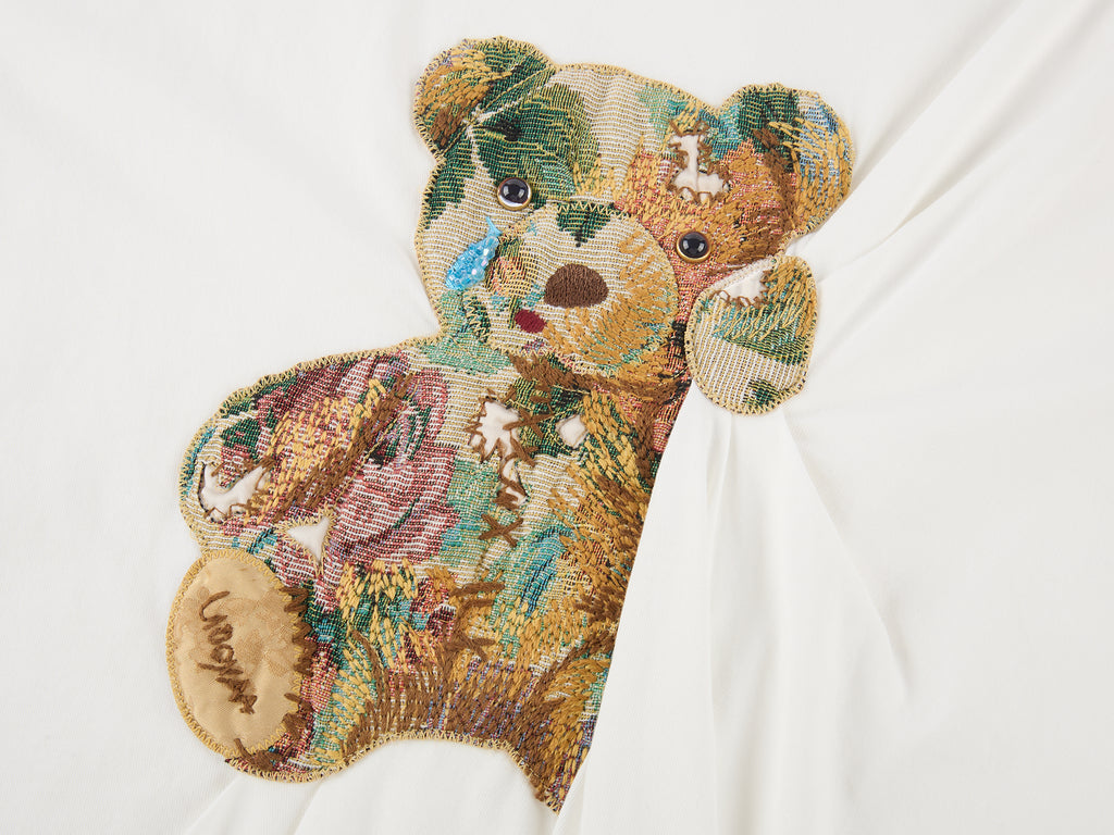 Sad bear jacquard appliqué pintuck T-Shirt