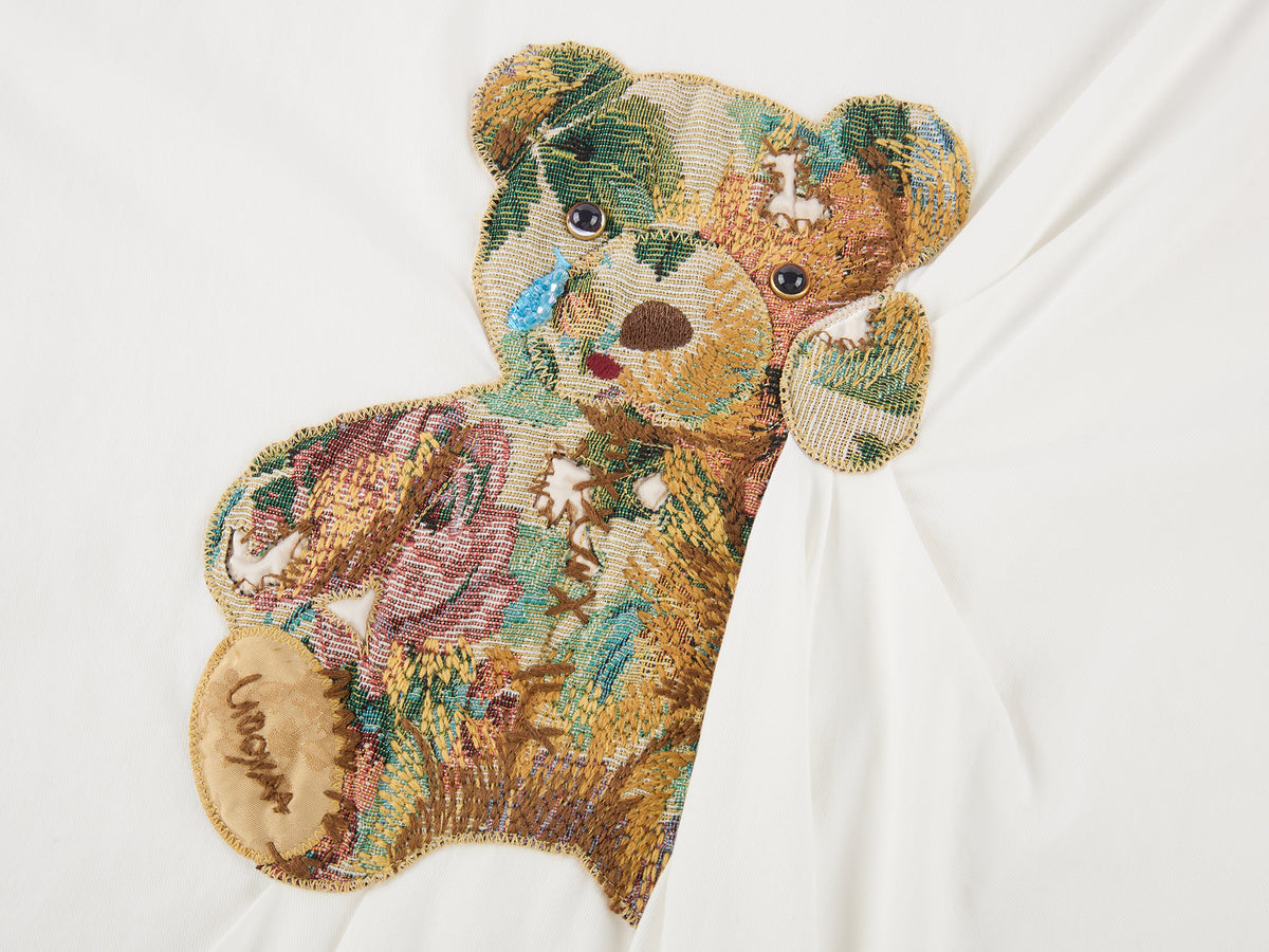 Sad bear jacquard appliqué pintuck T-Shirt