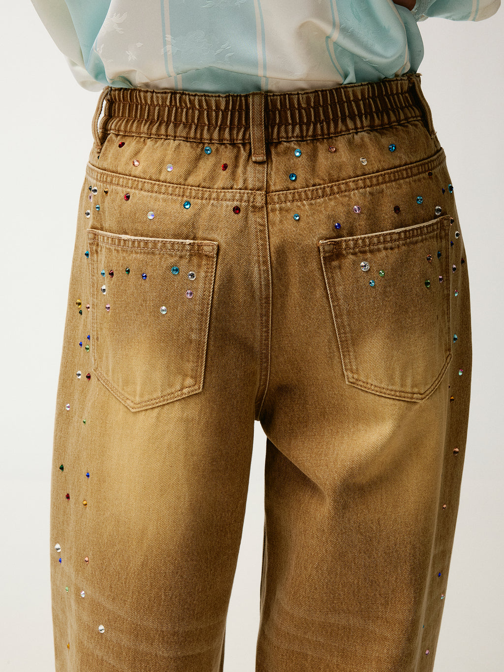 Rhinestone curved denim trousers