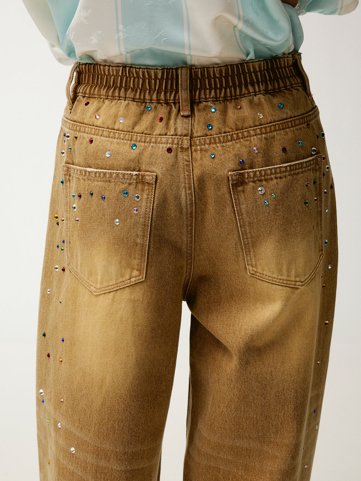 Rhinestone curved denim trousers