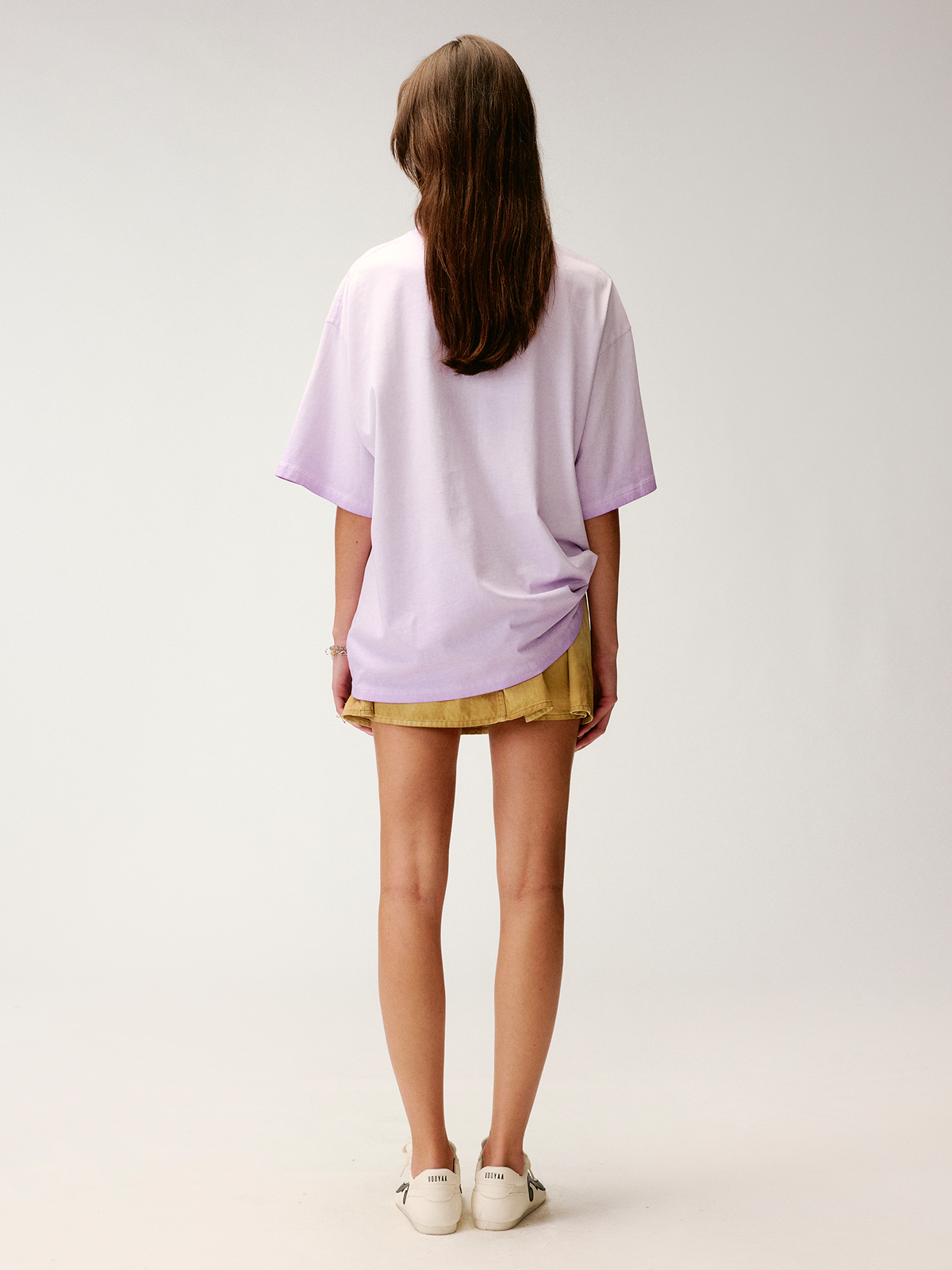 Lace appliqué embroidered T-shirt