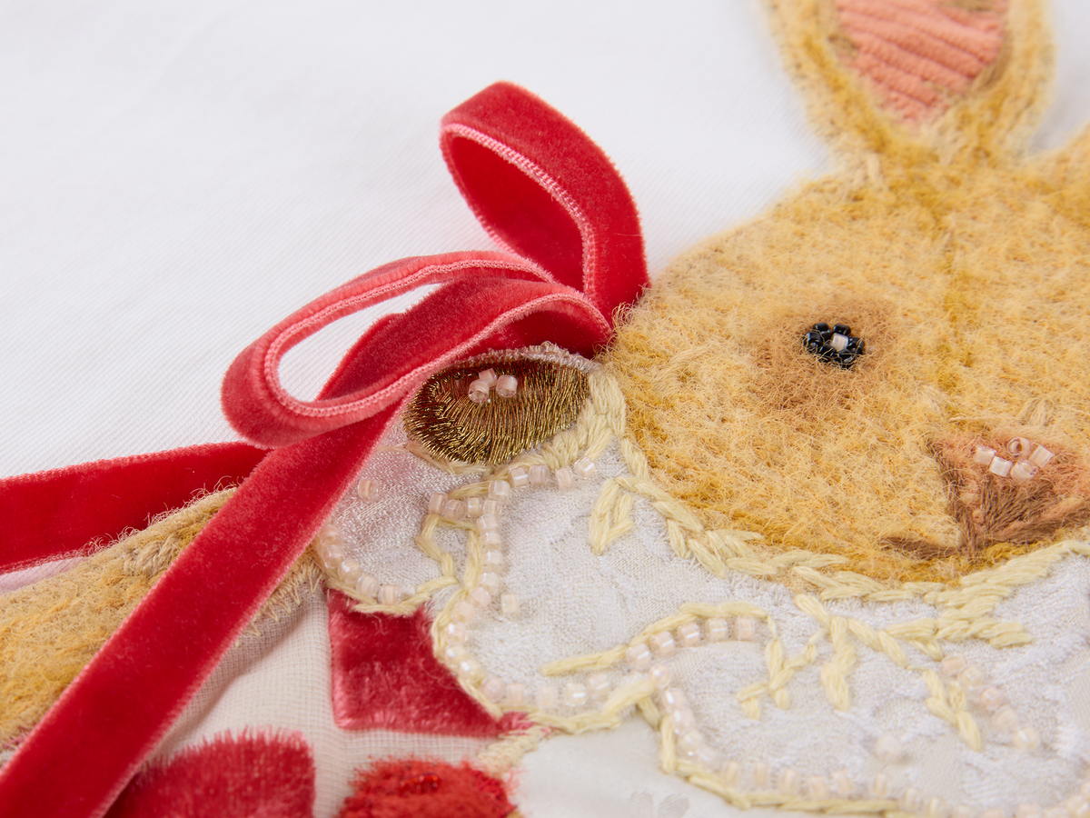 Carnival bunny appliqué T-shirt