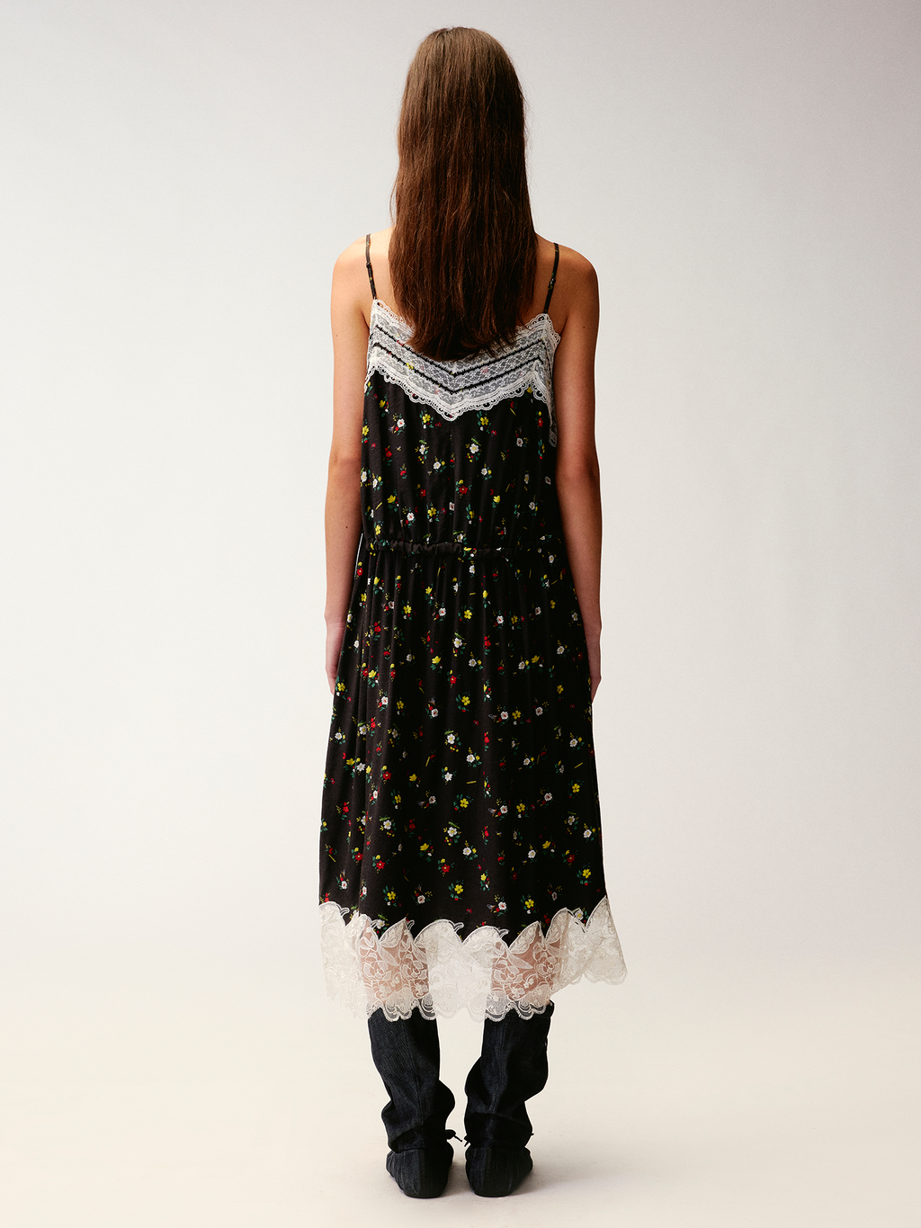 Insect and floral motif lace spliced camisole dress