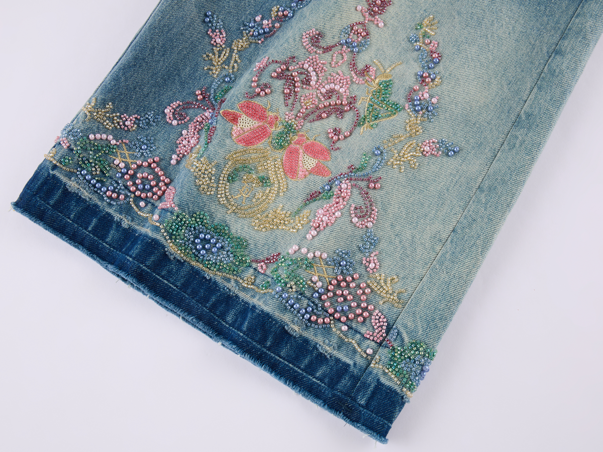 Classic beaded embroidery denim shorts