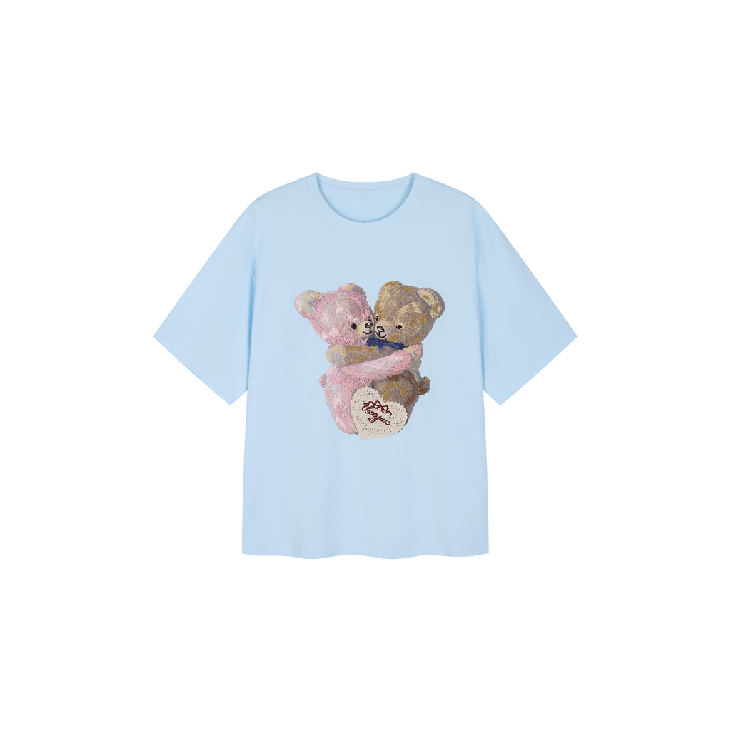 Embroidered teddy bear heart crewneck T-shirt
