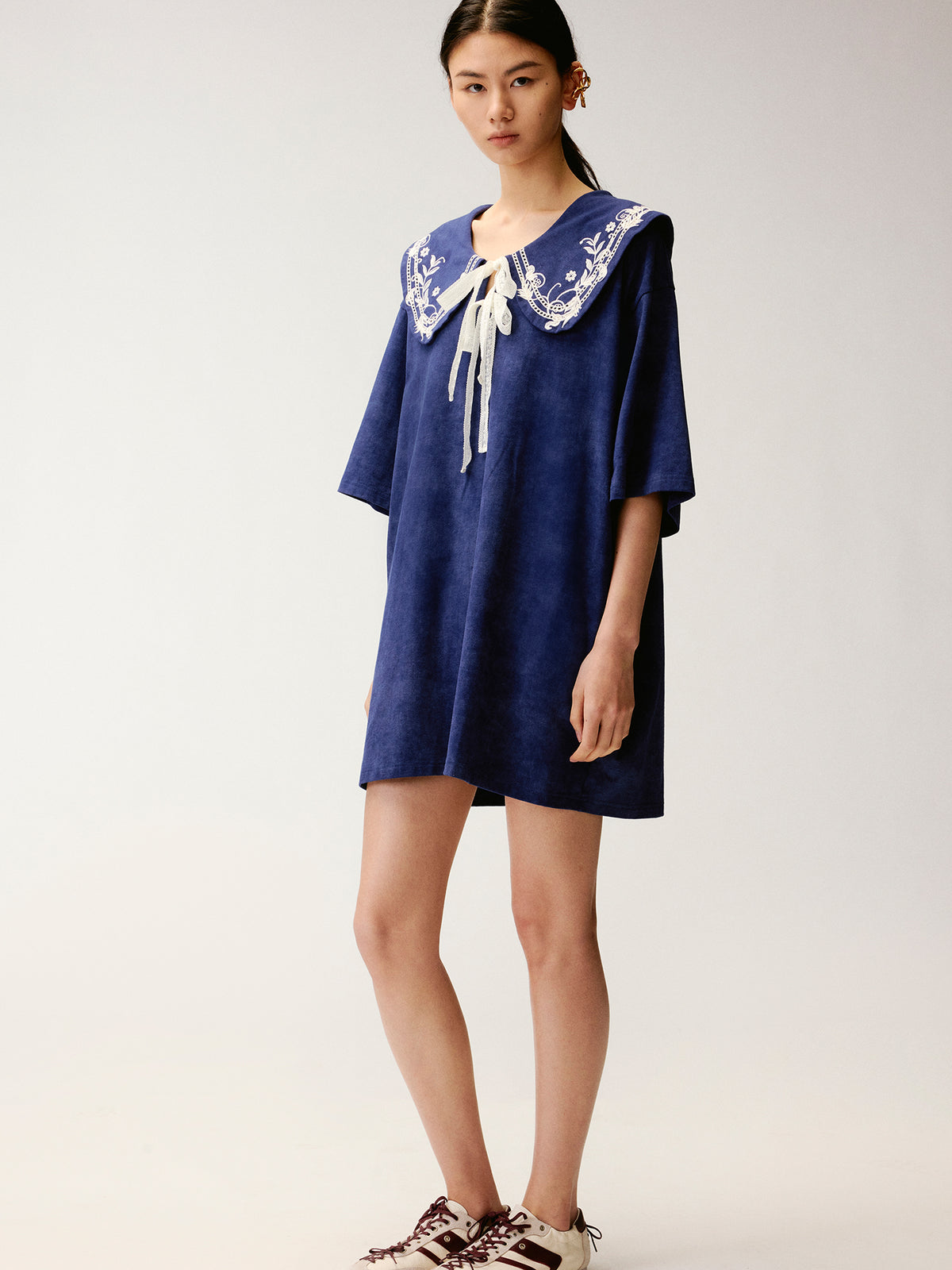 Lace Trim Peter Pan Collar Tee Dress