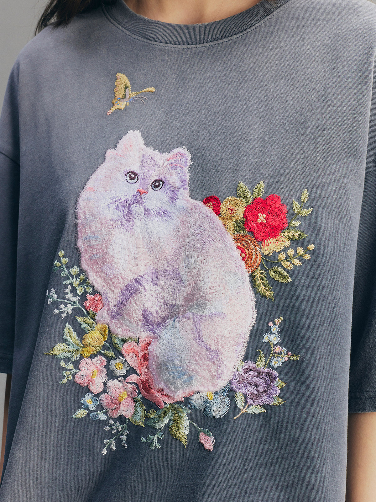 Fantasy Cat Embroidered T-shirt