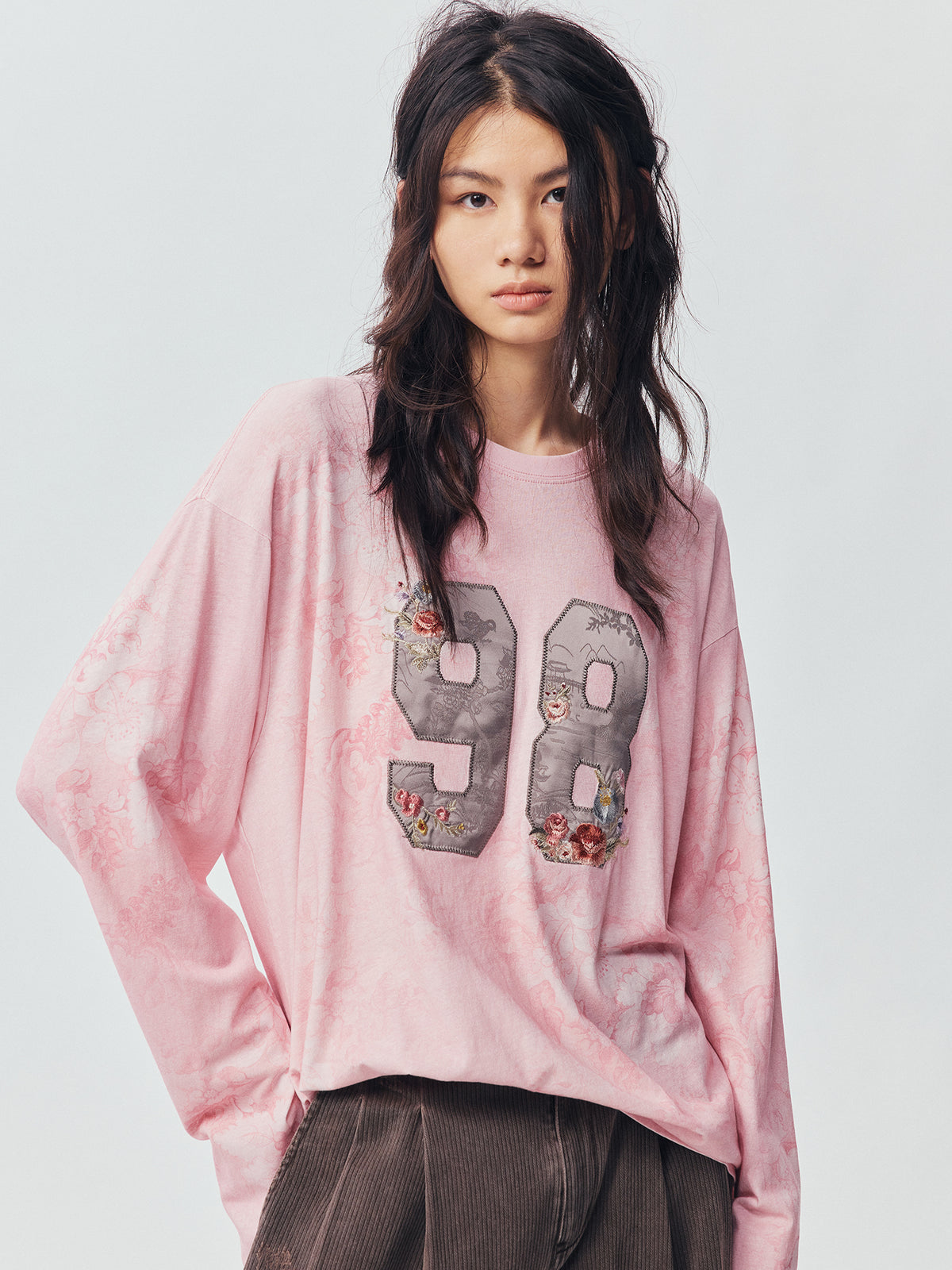 Vintage Floral Print Embroidered Sweatshirt