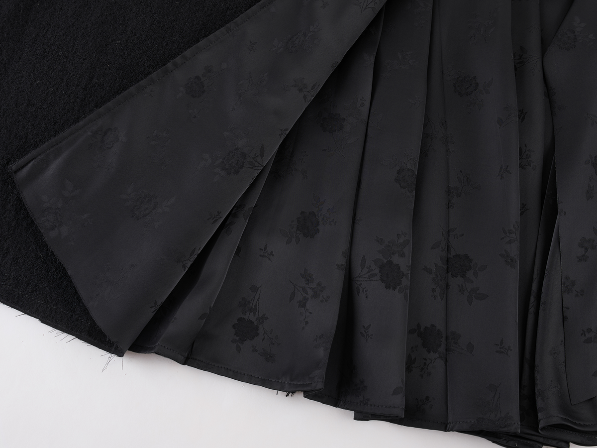 Relaxed Floral-Appliqué Wool Skirt